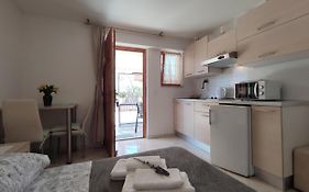 Apartmani Rita Studio