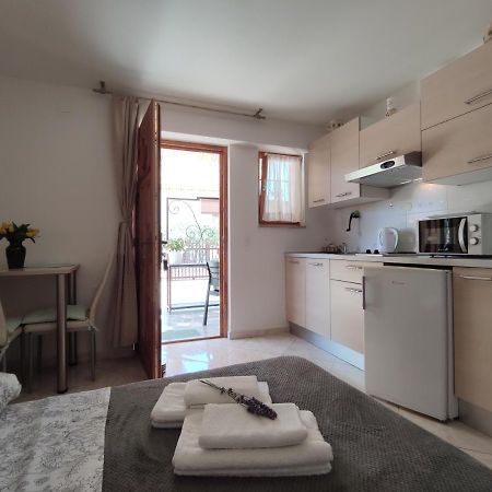 Apartmani Rita Studio Novigrad Istria Esterno foto