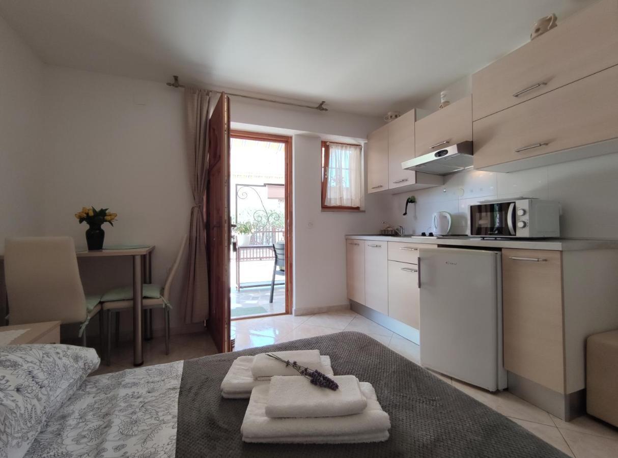 Apartmani Rita Studio Novigrad Istria Esterno foto